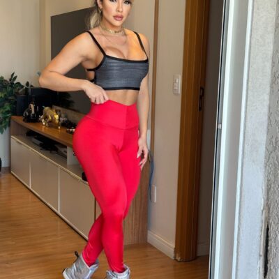 Conjunto Legging Vermelha e Top Alcinha Poliamida