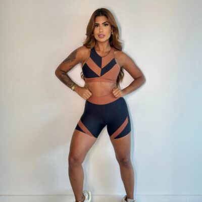 Conj de Top e Short Stylish Detalhado